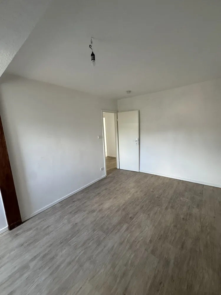 4 Zimmer Wohnung mit 72 m² in Duisburg – Bild 11