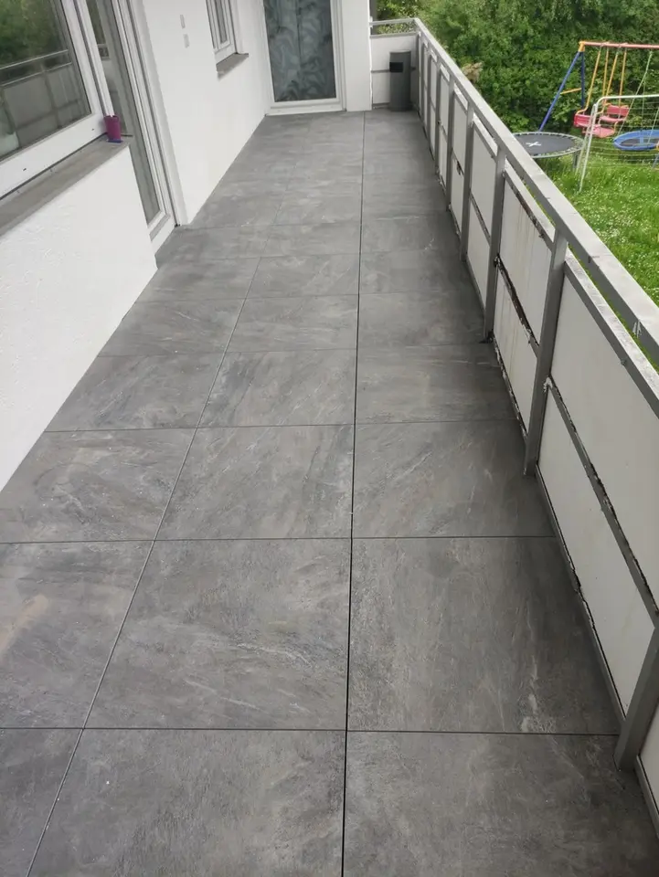 5 Zimmer Wohnung mit 130 m² in Herrenberg – Bild 2