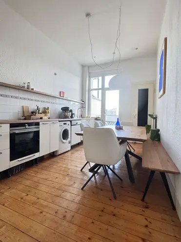 2 Zimmer Wohnung mit 66 m² in Düsseldorf – Bild 2