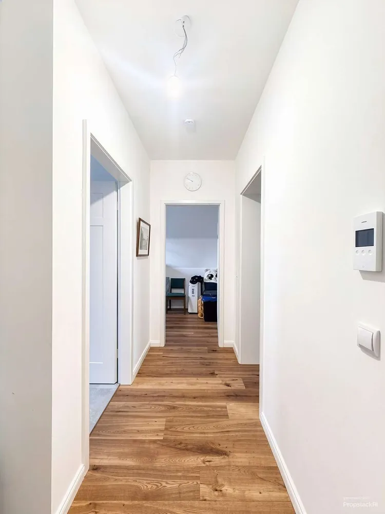 2 room apartment with 60 m² in Berlin – Photo 10