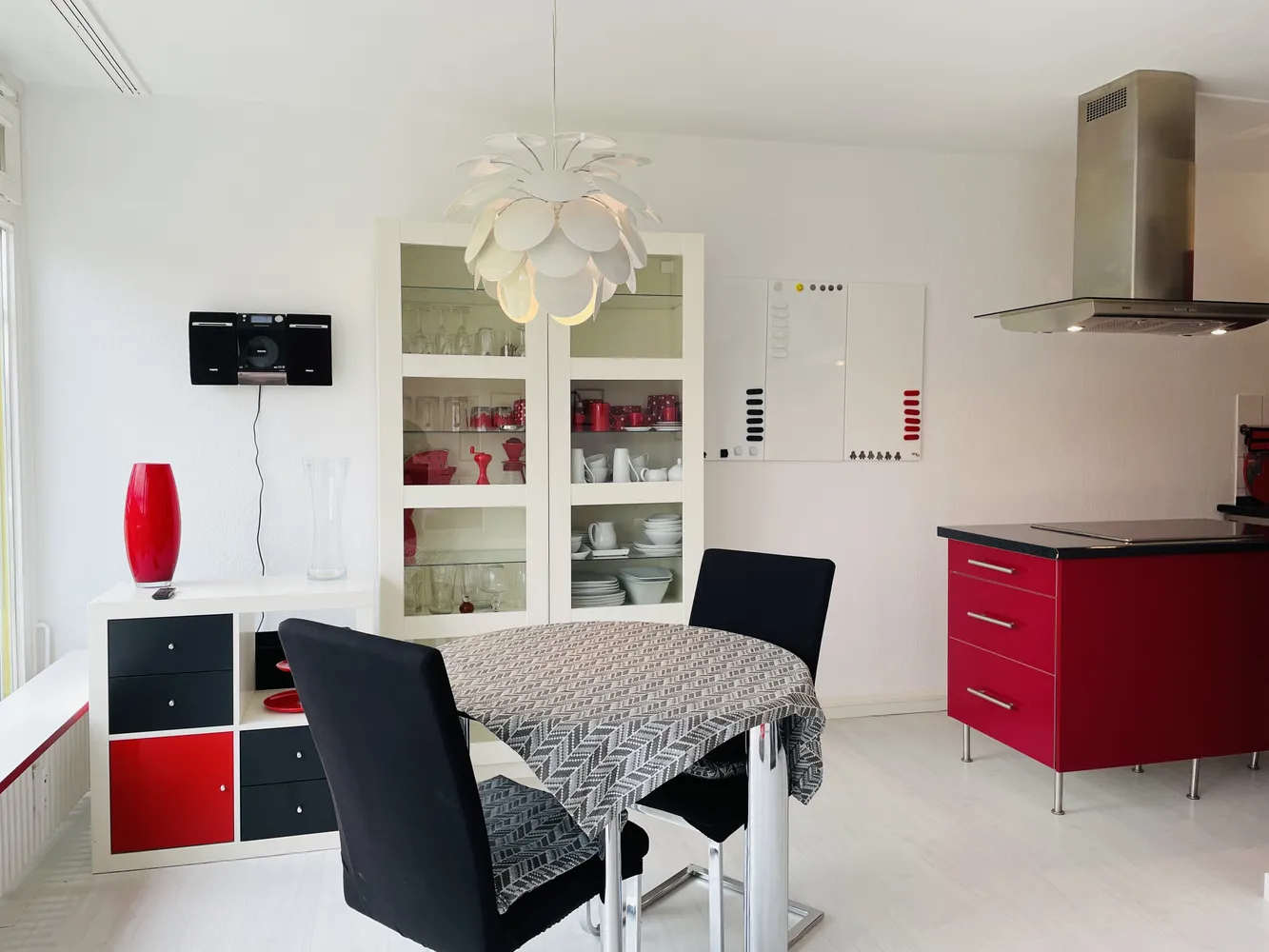 2 room apartment with 75 m² in Berlin – Photo 1