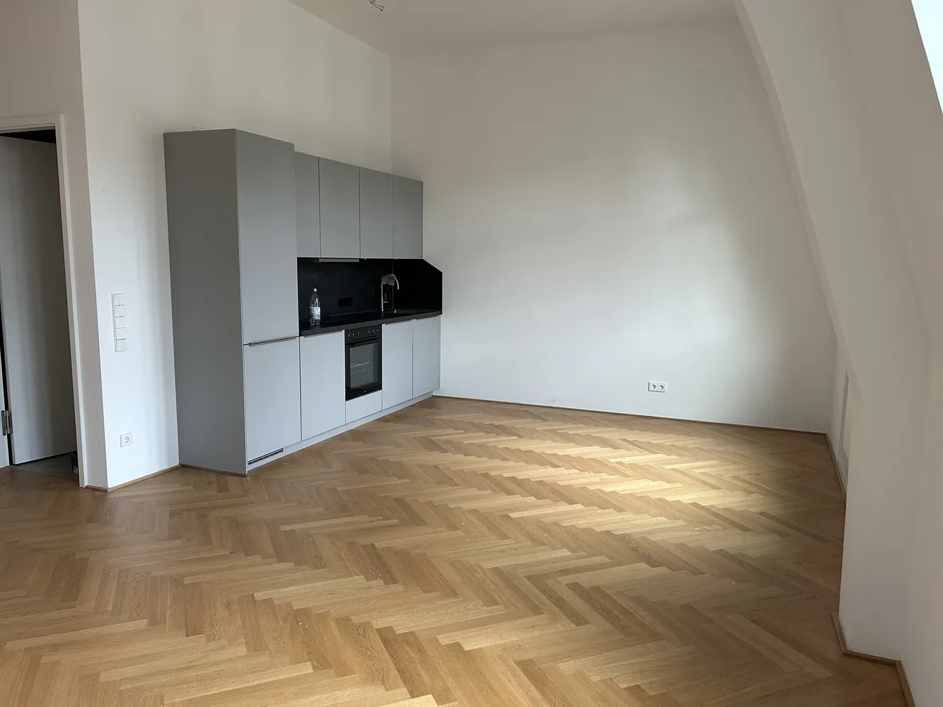 2 Zimmer Wohnung mit 70 m² in Frankfurt am Main – Bild 6