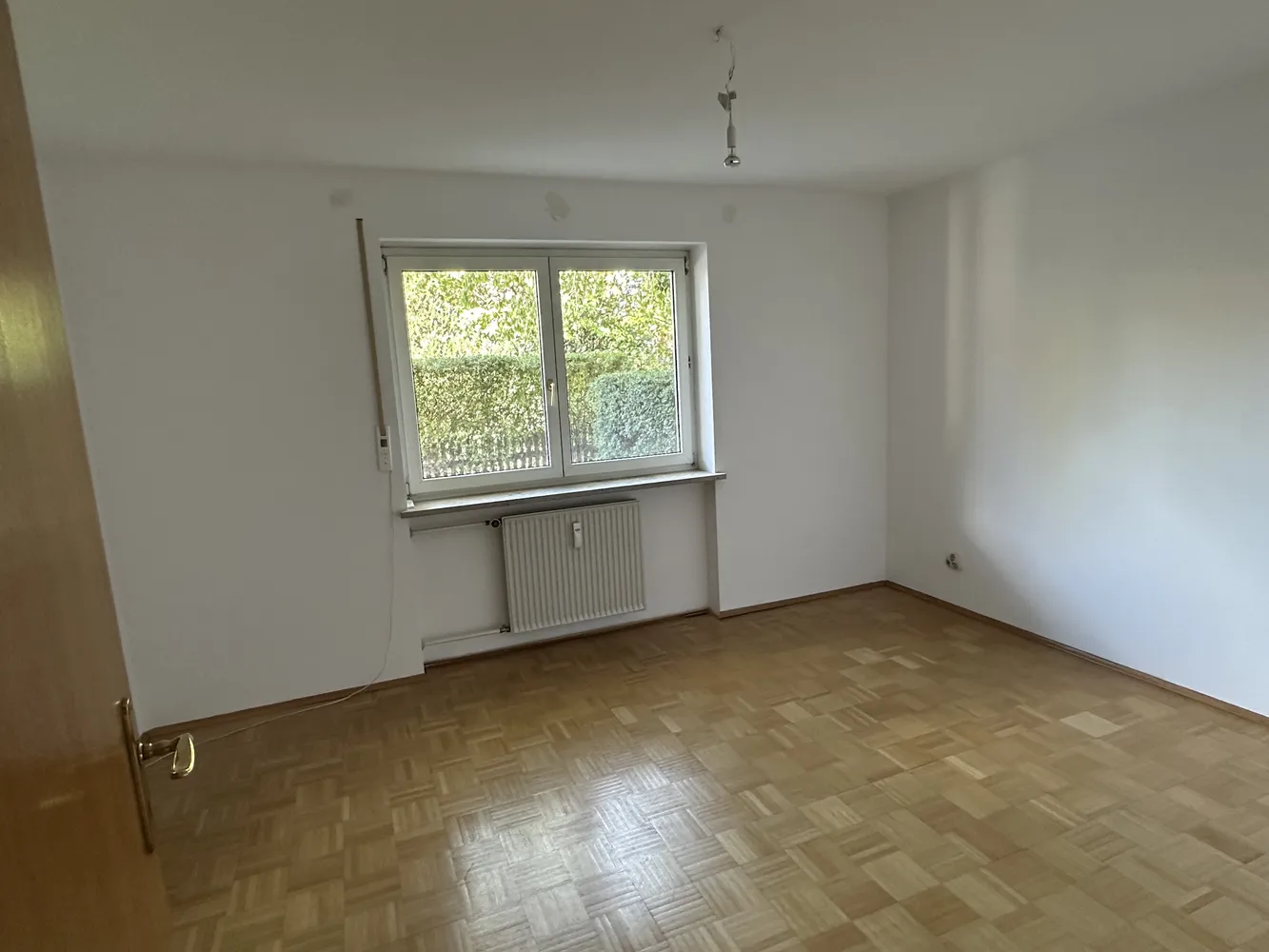 4 Zimmer Wohnung mit 96 m² in München – Bild 2