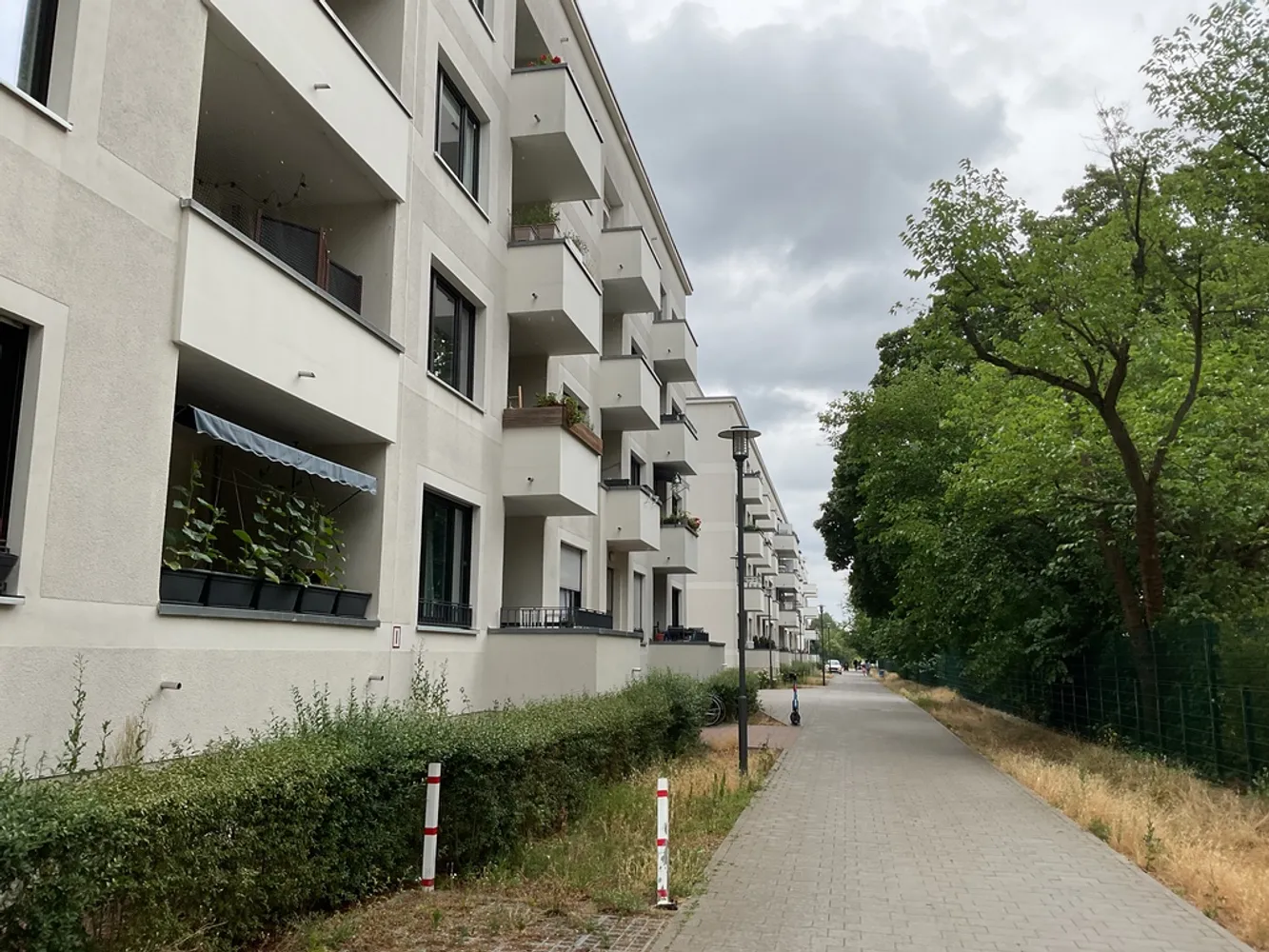 2 Zimmer Wohnung mit 93 m² in Berlin – Bild 1