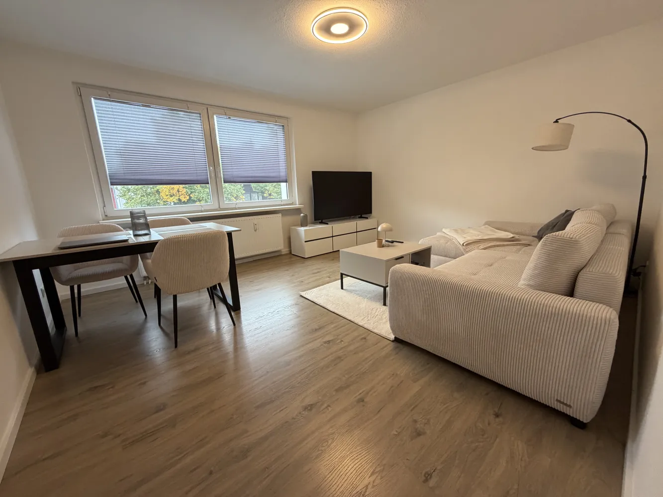 2 Zimmer Wohnung mit 68 m² in Duisburg – Bild 1