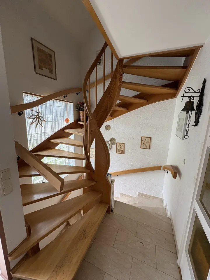 5 Zimmer Wohnung mit 133 m² in Wiesbaden – Bild 8