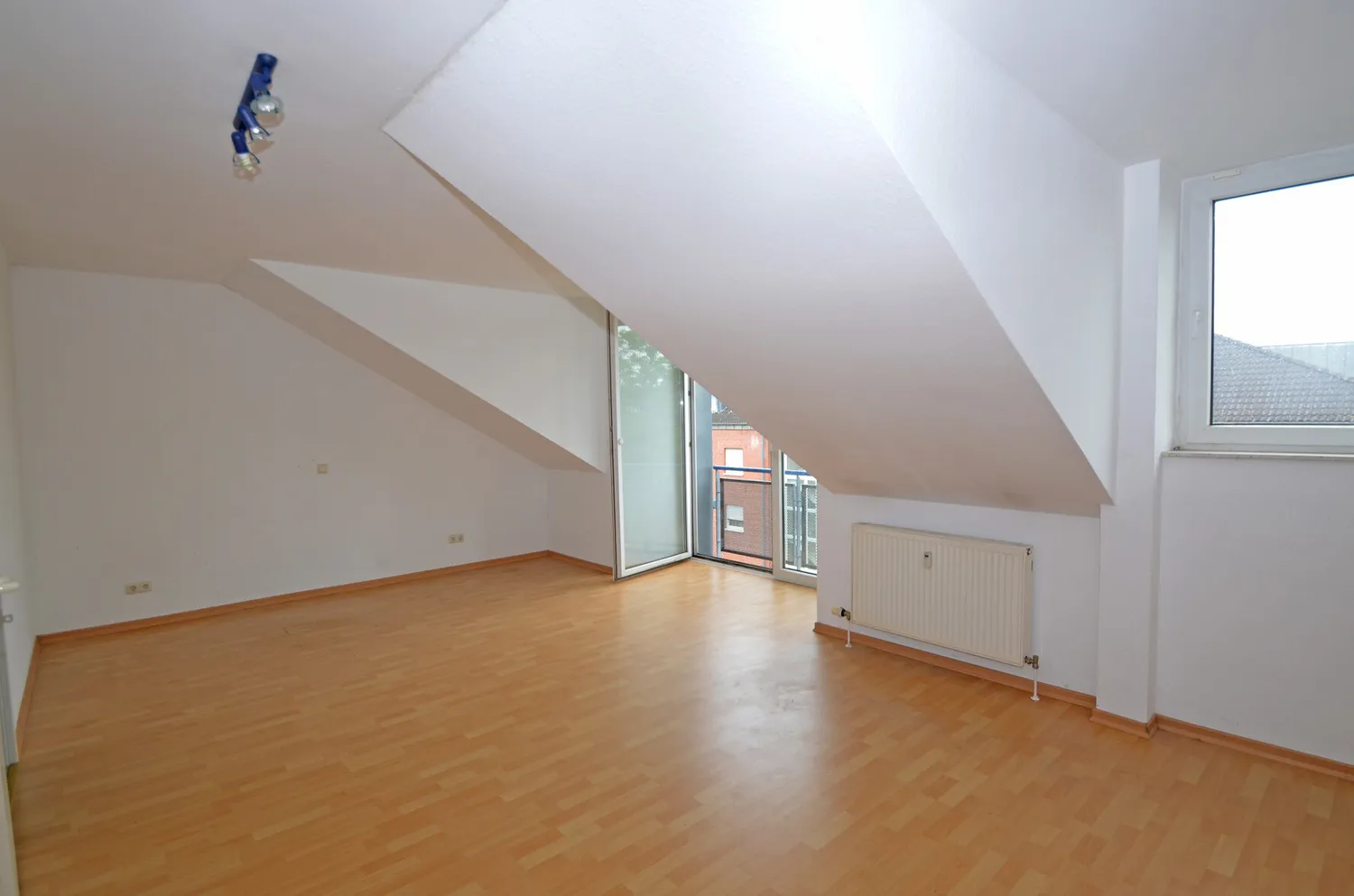 2 Zimmer Wohnung mit 69 m² in Köln – Bild 2