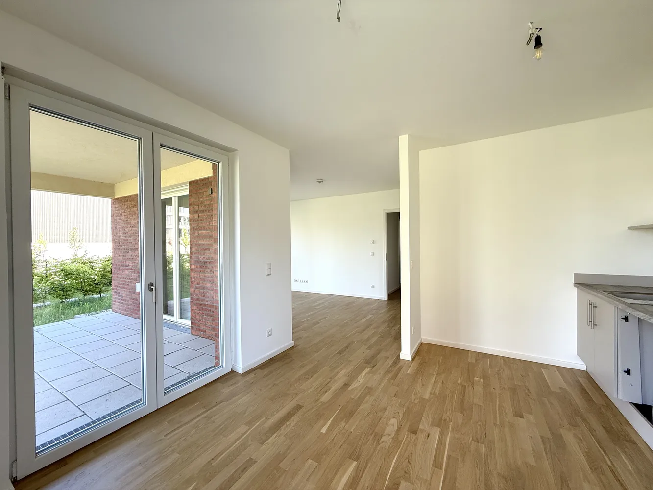 2 Zimmer Wohnung mit 70 m² in Berlin – Bild 4