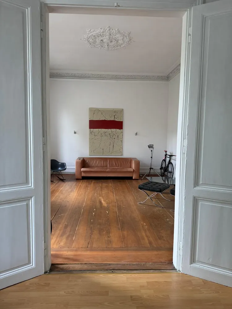 5 Zimmer Wohnung mit 120 m² in Wiesbaden – Bild 1