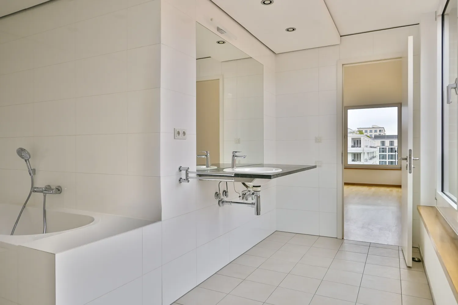 3 Zimmer Wohnung mit 124 m² in Berlin – Bild 1