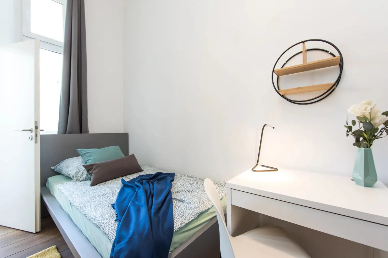 Shared room with 9 m² in Berlin – Photo 4