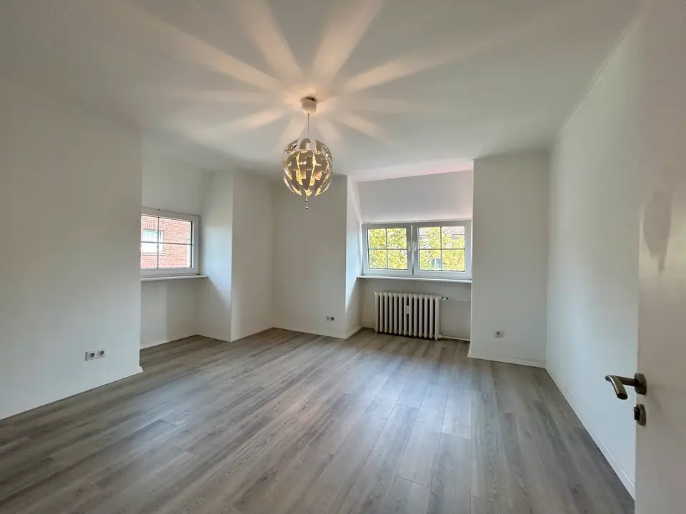 4 Zimmer Wohnung mit 108 m² in Krefeld – Bild 1