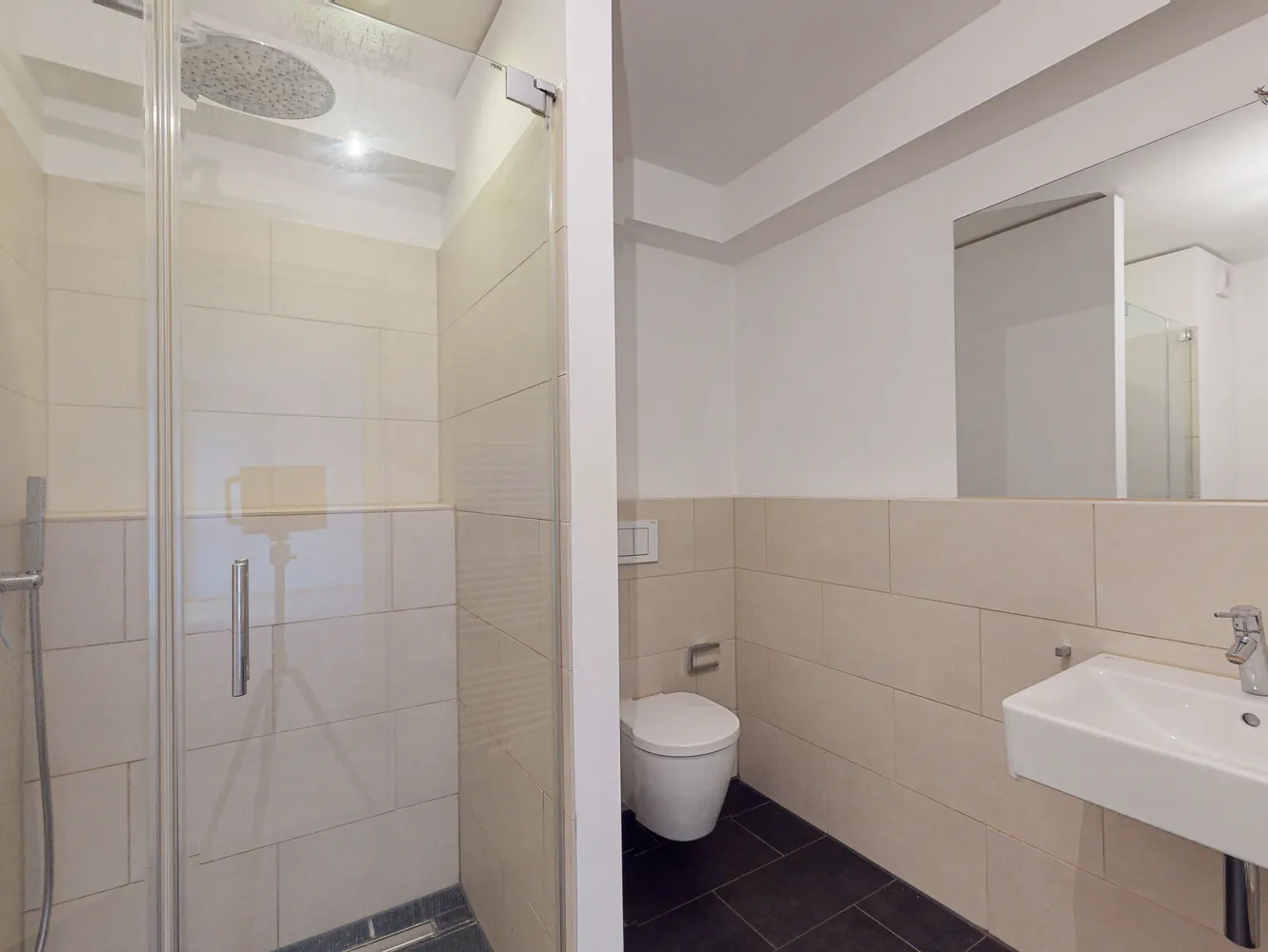 4 Zimmer Wohnung mit 124 m² in Frankfurt am Main – Bild 9