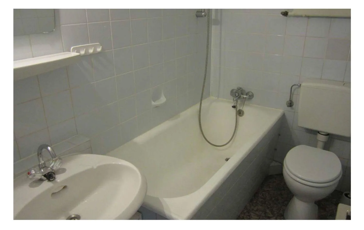 1 room apartment with 32 m² in Cologne – Photo 3