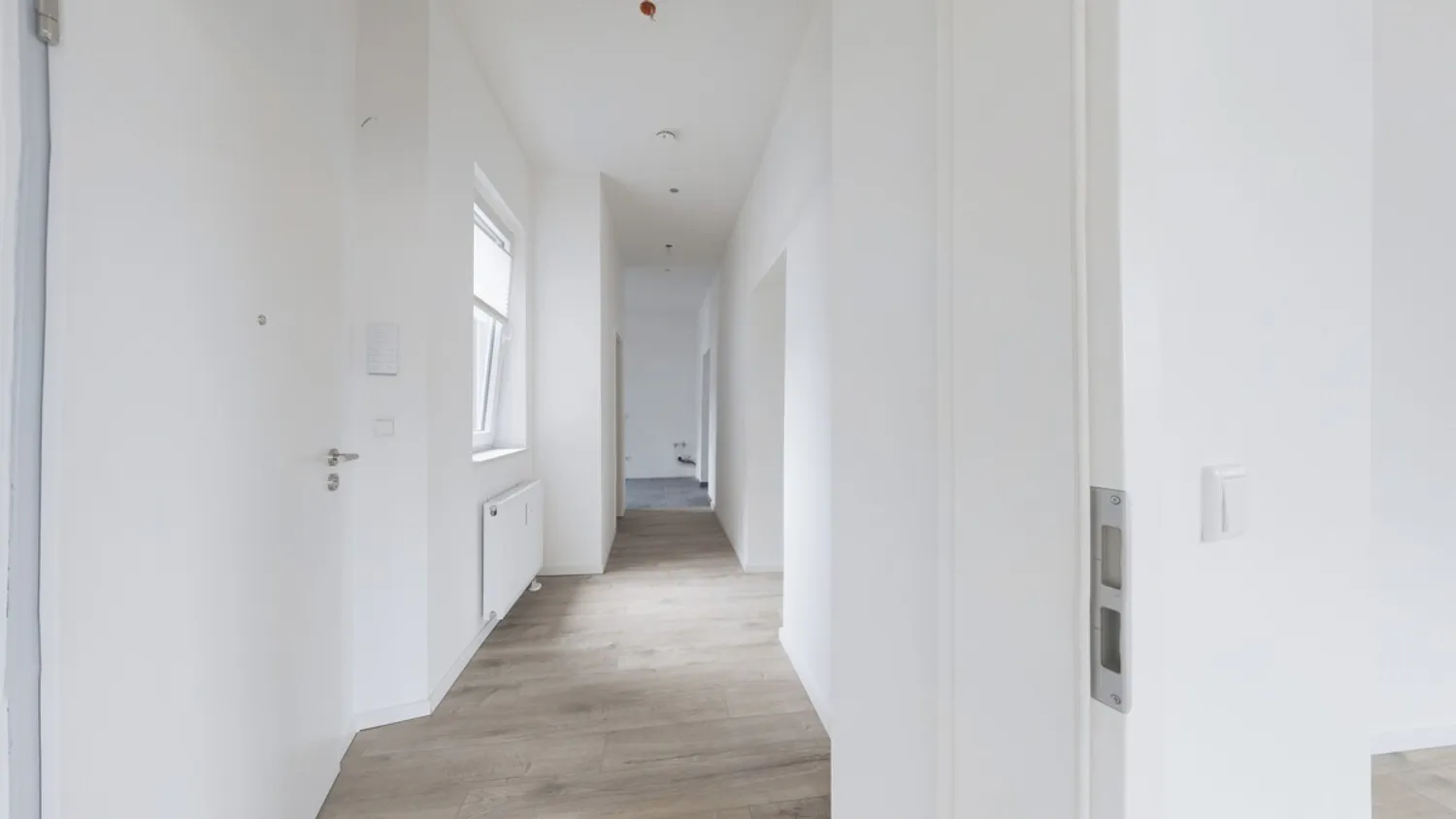2 Zimmer Wohnung mit 73 m² in Düsseldorf – Bild 4