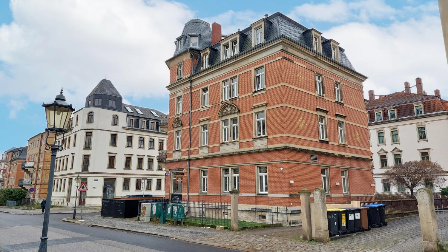 2 Zimmer Wohnung mit 47 m² in Dresden – Bild 2