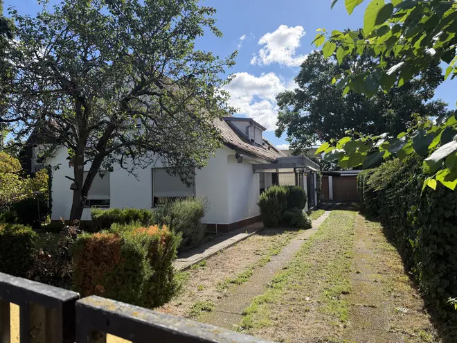5 Zimmer Haus mit 155 m² in Nürnberg – Bild 1