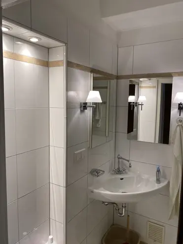4 Zimmer Wohnung mit 122 m² in Düsseldorf – Bild 3