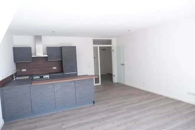 2 Zimmer Wohnung mit 73 m² in München – Bild 2