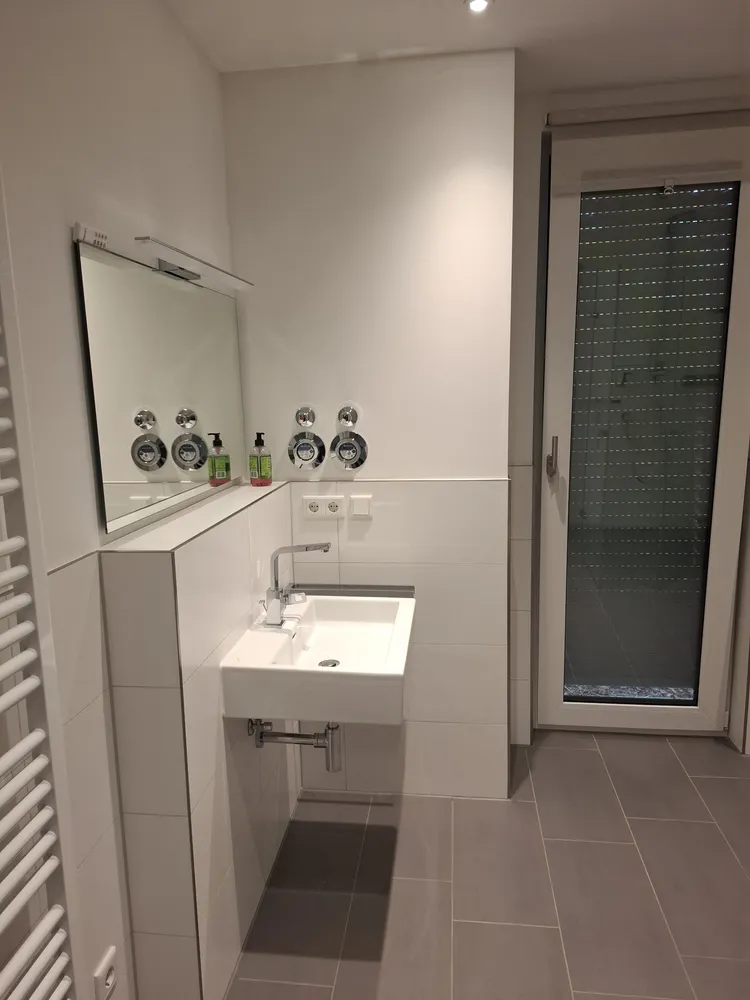 3 Zimmer Wohnung mit 98 m² in Berlin – Bild 3
