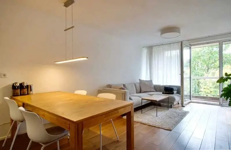 WG-Zimmer mit 96 m² in Ratingen – Bild 1