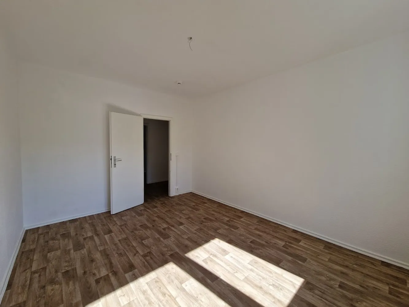4 Zimmer Wohnung mit 105 m² in Leipzig – Bild 4