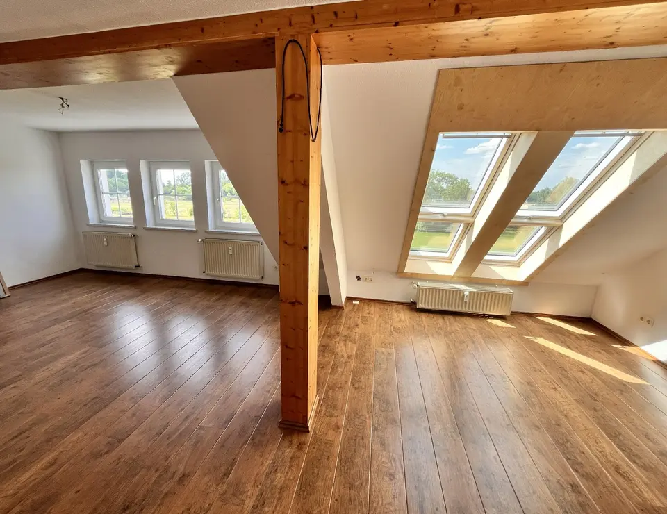 4 Zimmer Wohnung mit 115 m² in Eilenburg – Bild 2