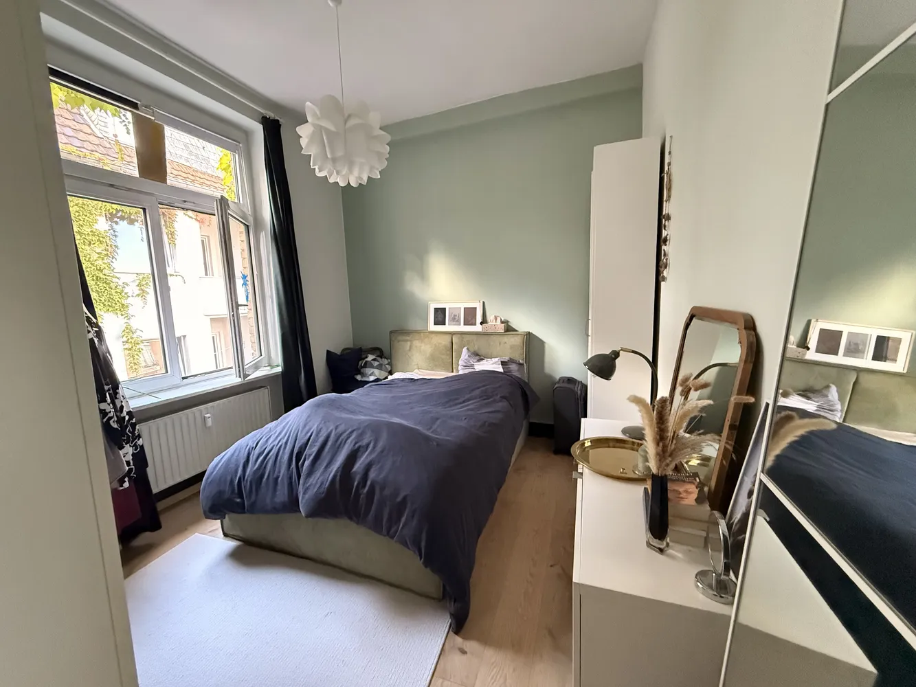 2 Zimmer Wohnung mit 60 m² in Köln – Bild 4
