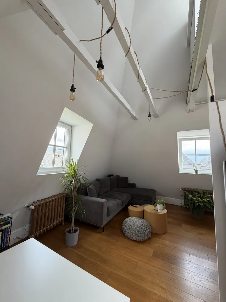 2 Zimmer Wohnung mit 65 m² in Köln – Bild 2