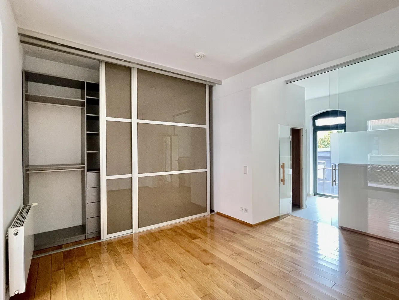4 Zimmer Wohnung mit 180 m² in Stuttgart – Bild 3