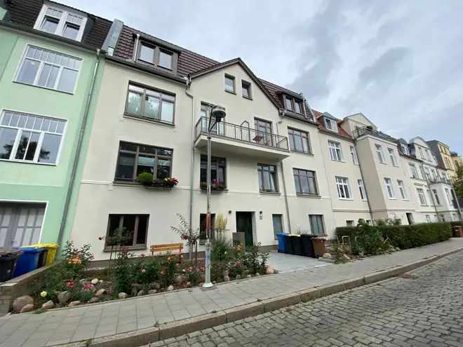3 Zimmer Wohnung mit 96 m² in Rostock – Bild 1