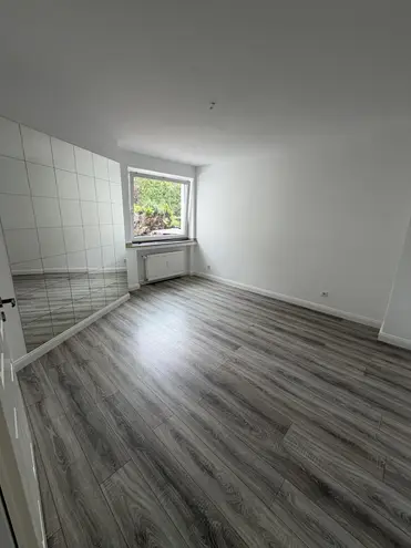 3 Zimmer Wohnung mit 70 m² in Düsseldorf – Bild 2
