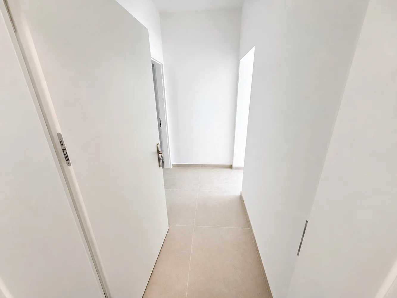 2 room apartment with 40 m² in Cologne – Photo 8