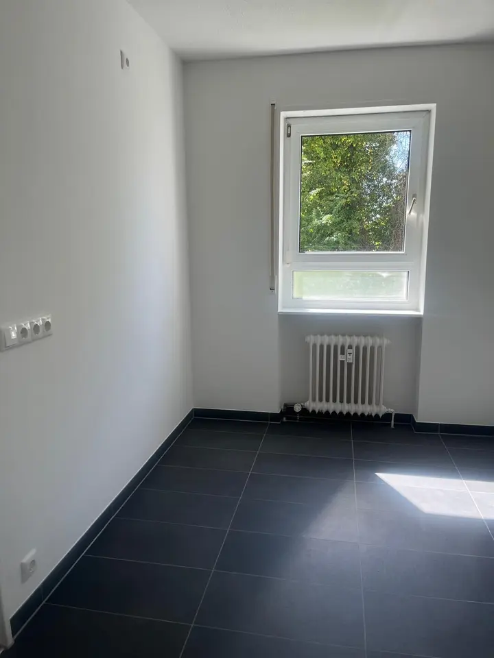 2 Zimmer Wohnung mit 60 m² in Wiesbaden – Bild 3