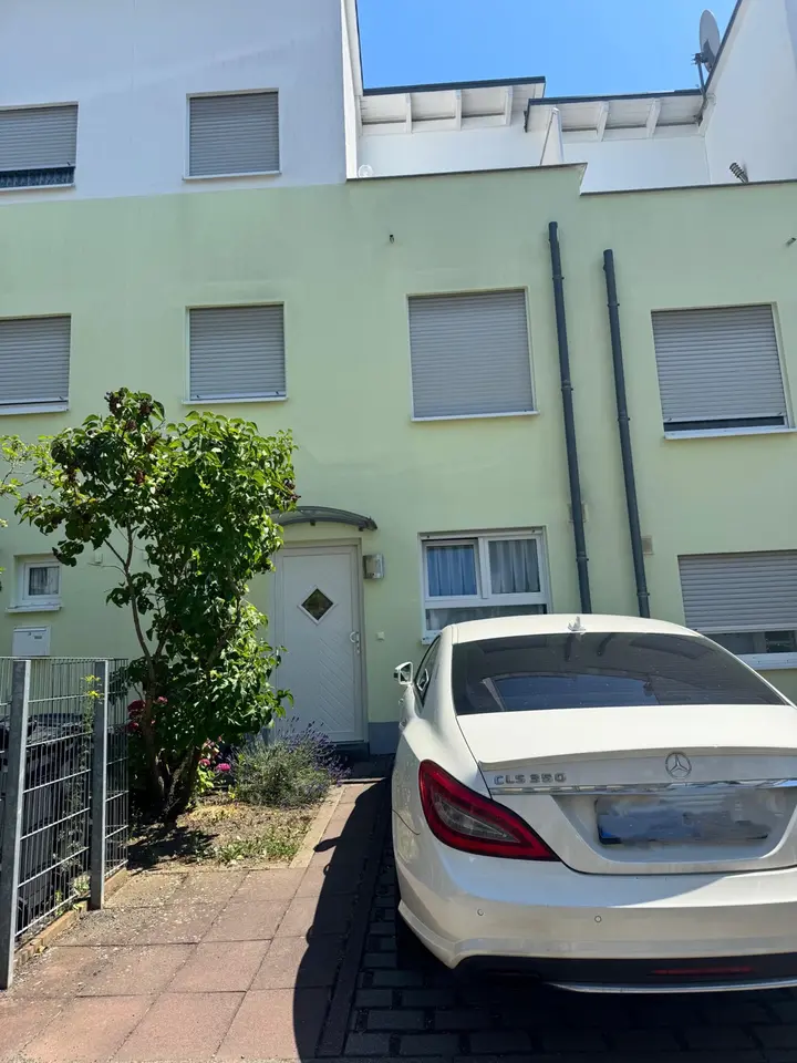 6 Zimmer Haus mit 138 m² in Wiesbaden – Bild 3