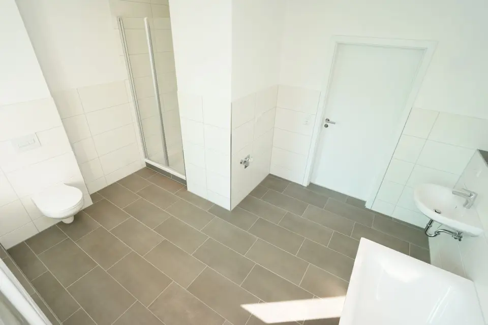 5 Zimmer Wohnung mit 135 m² in Chemnitz – Bild 4