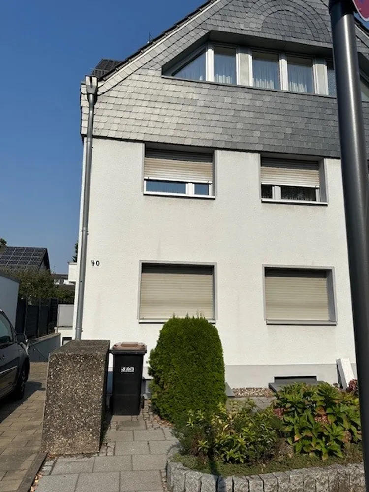 3 Zimmer Wohnung mit 94 m² in Köln – Bild 2