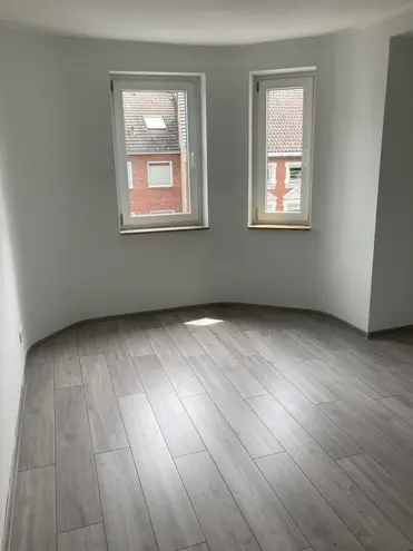 4 Zimmer Wohnung mit 98 m² in Düsseldorf – Bild 5