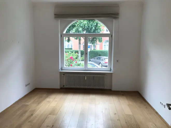 8 Zimmer Wohnung mit 202 m² in Düsseldorf – Bild 8