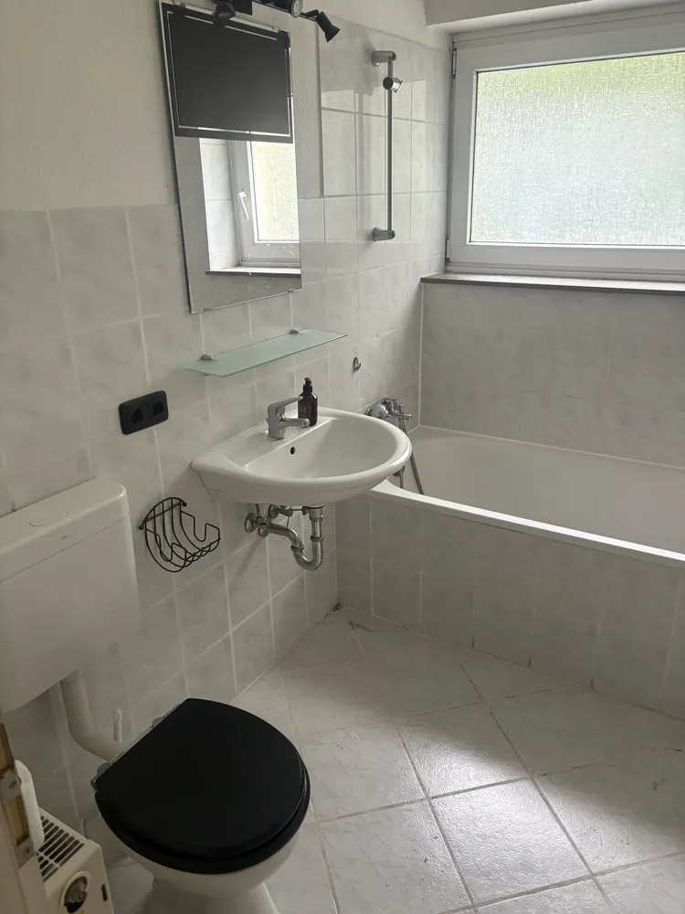 1 room apartment with 38 m² in Lübeck – Photo 4