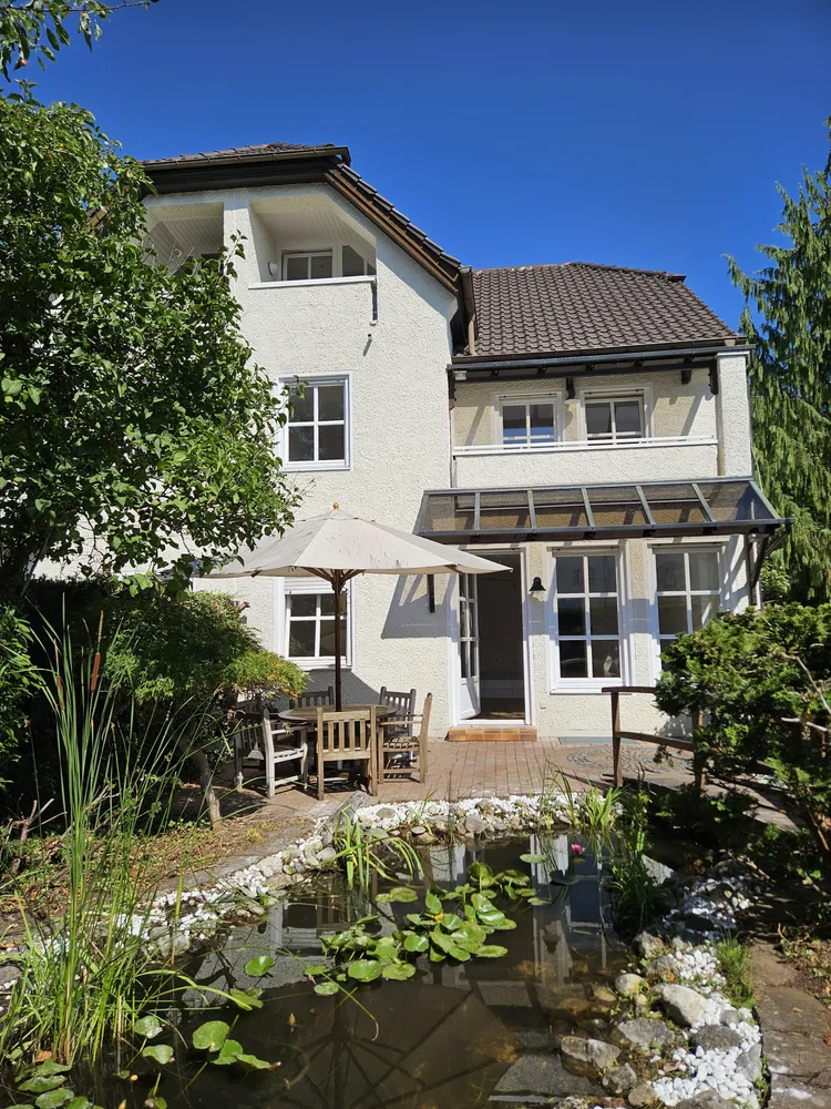 5 Zimmer Haus mit 180 m² in München – Bild 1