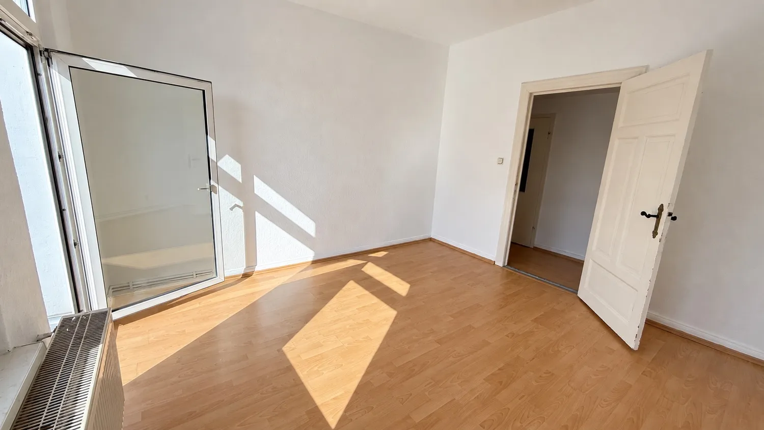 4 room apartment with 81 m² in Magdeburg – Photo 2