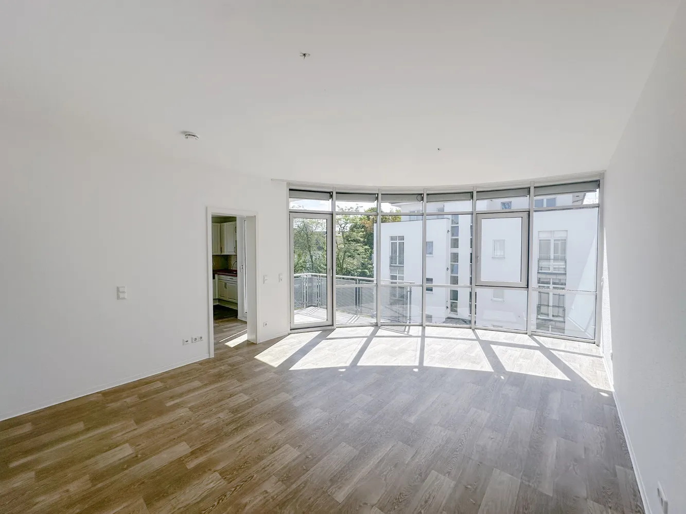 3 room apartment with 75 m² in Magdeburg – Photo 2