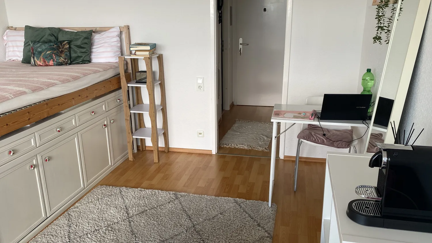 1 Zimmer Wohnung mit 24 m² in Köln – Bild 2