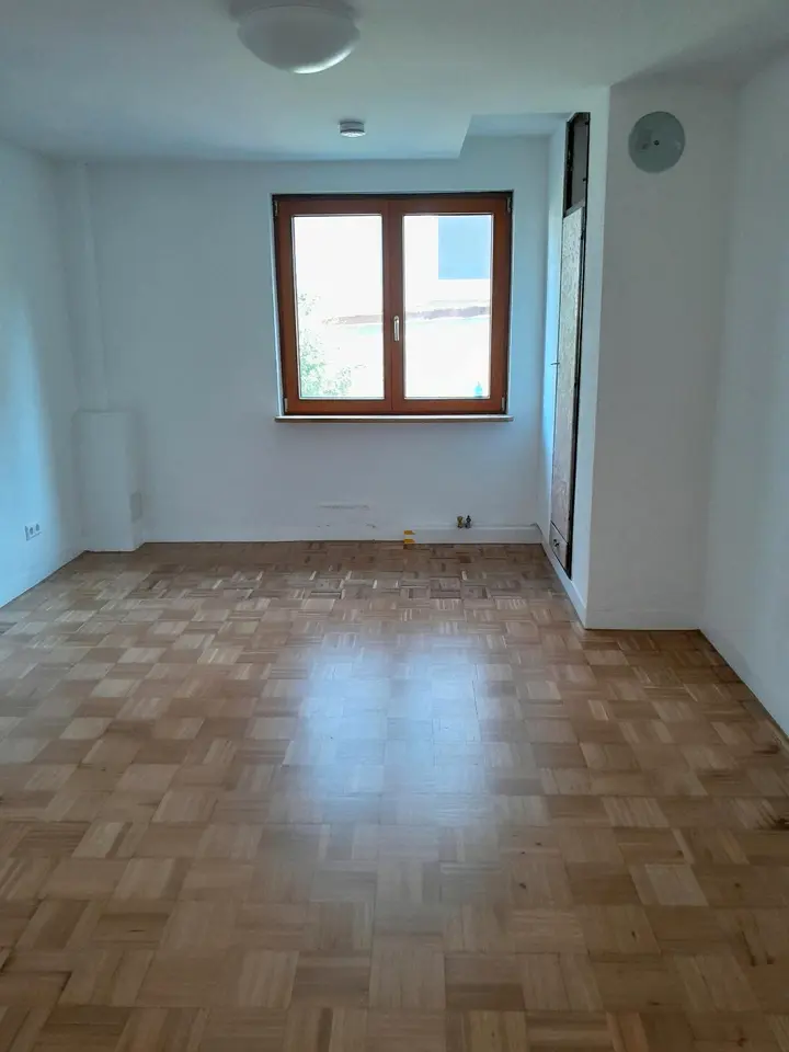 Shared room with 110 m² in Esslingen am Neckar – Photo 2