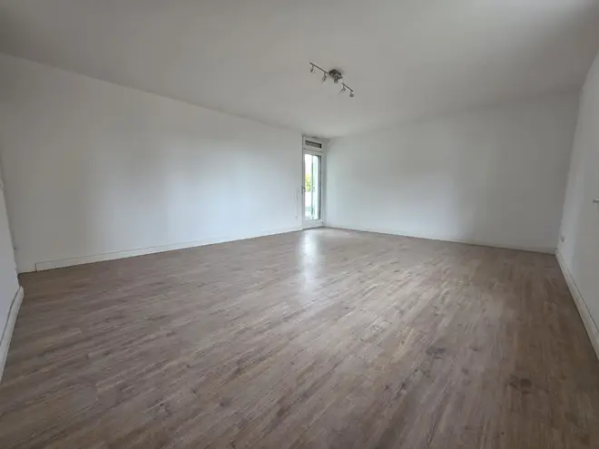 3 Zimmer Wohnung mit 76 m² in Köln – Bild 12