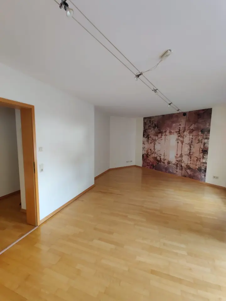 3 Zimmer Wohnung mit 110 m² in Detmold – Bild 1