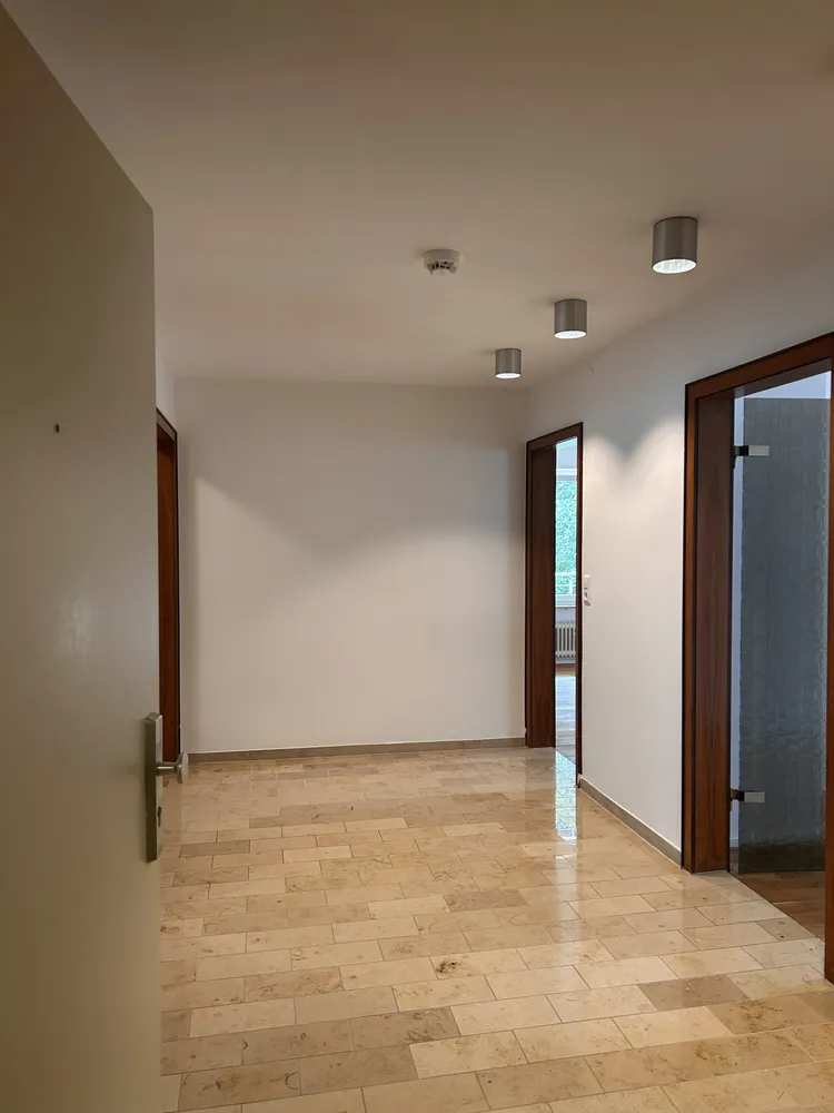 4 Zimmer Wohnung mit 105 m² in Stuttgart – Bild 1