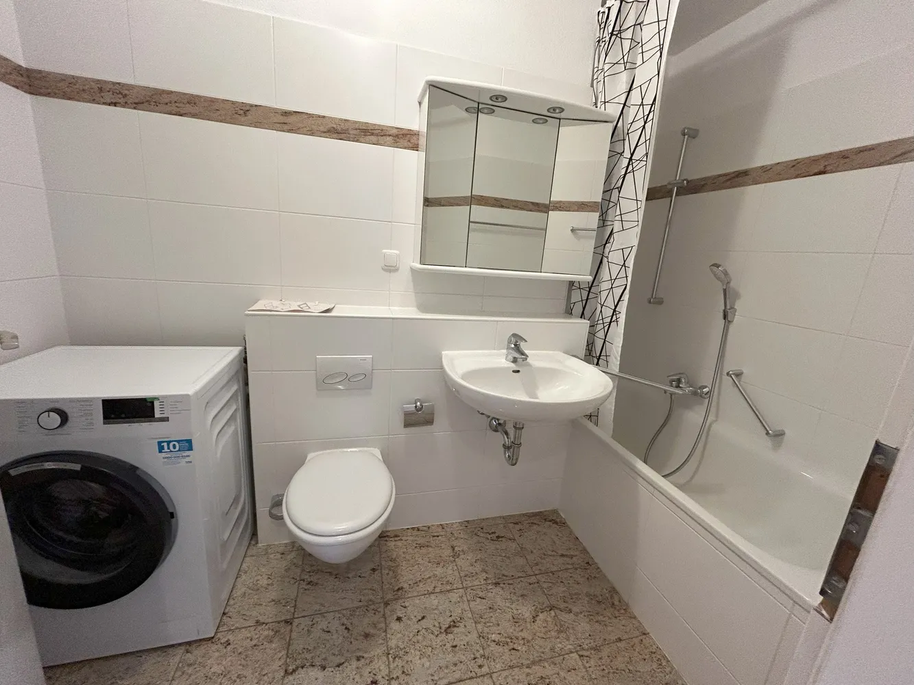 1 Zimmer Wohnung mit 14 m² in Frankfurt am Main – Bild 3