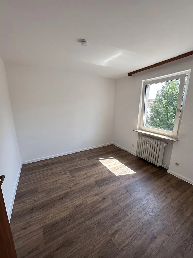 4 Zimmer Wohnung mit 94 m² in Mönchengladbach – Bild 2